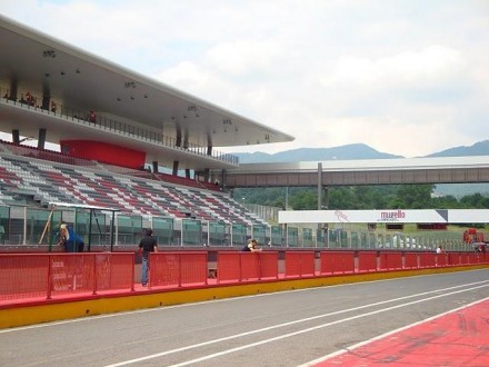 MUGELLO CIRCUIT 5 JUNE 11 NATIONAL PREMIER CUP - FREDDIEFIX19